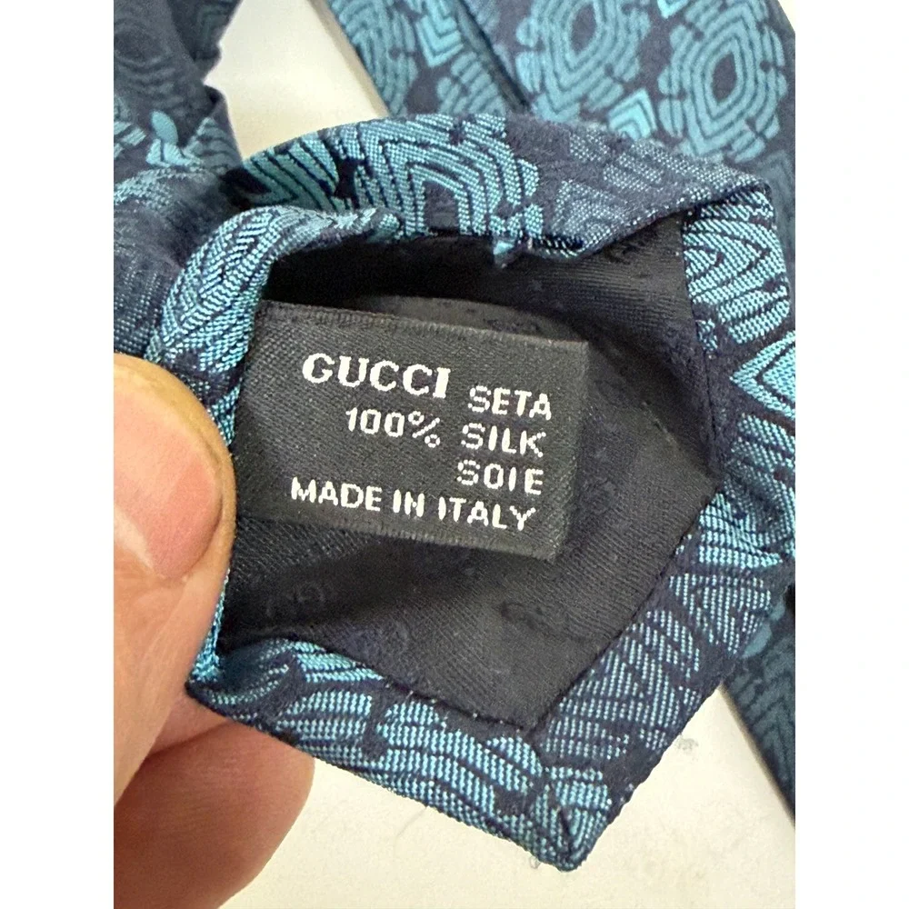 Gucci Tie Mens OS Teal Blue Geometric Medallion Silk Jacquard Made in Italy